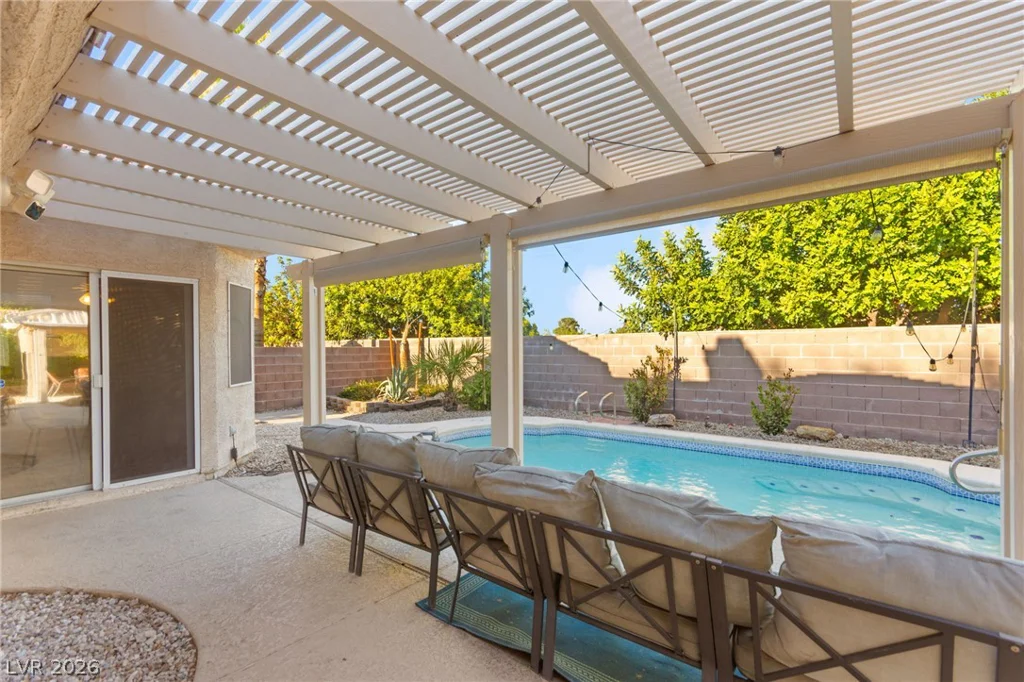 4708 Standing Bluff, Las Vegas, NV 89130