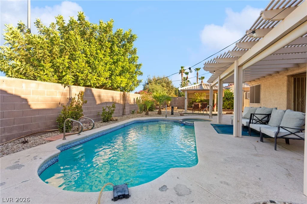 4708 Standing Bluff, Las Vegas, NV 89130
