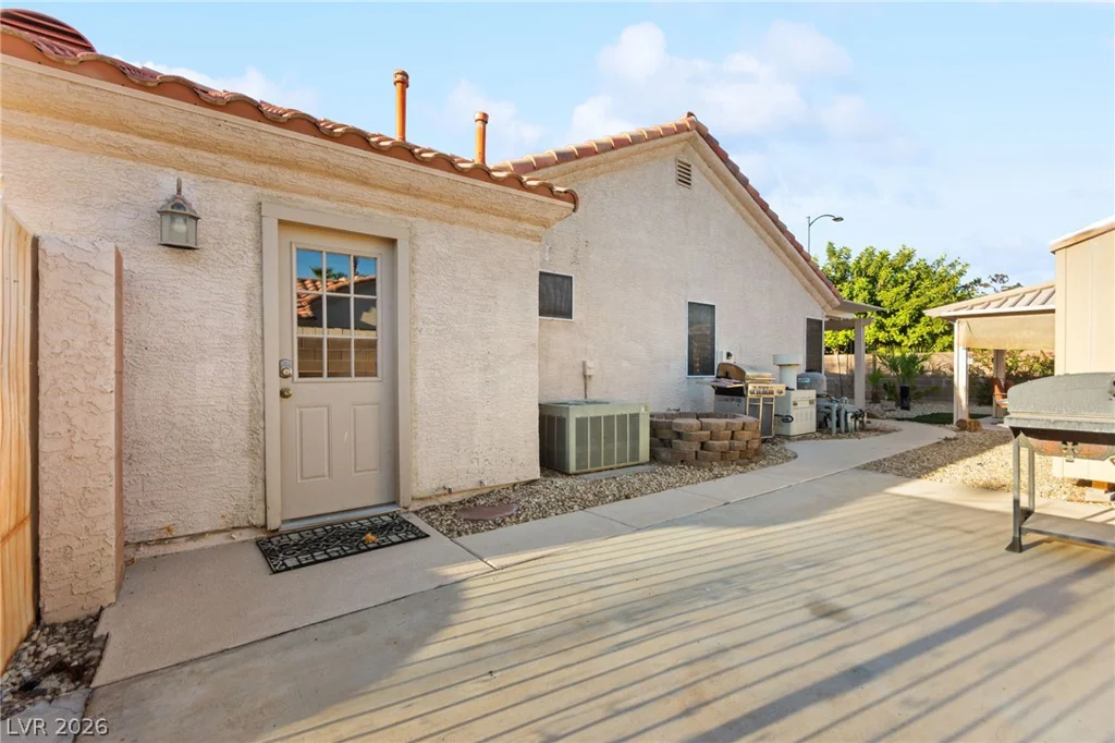 4708 Standing Bluff, Las Vegas, NV 89130