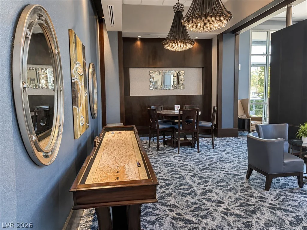 211 Flamingo, Las Vegas, NV 89169