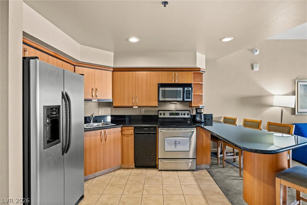 211 Flamingo, Las Vegas, NV 89169