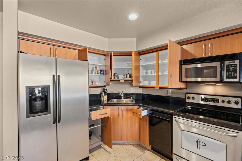 211 Flamingo, Las Vegas, NV 89169