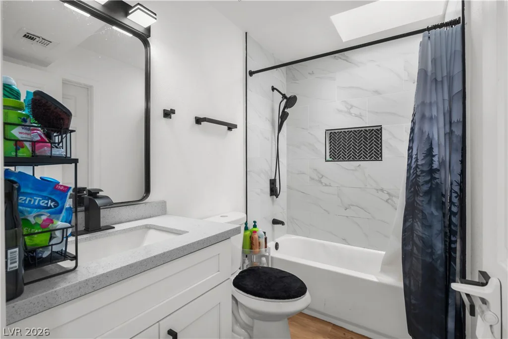 2201 Sun, North Las Vegas, NV 89030