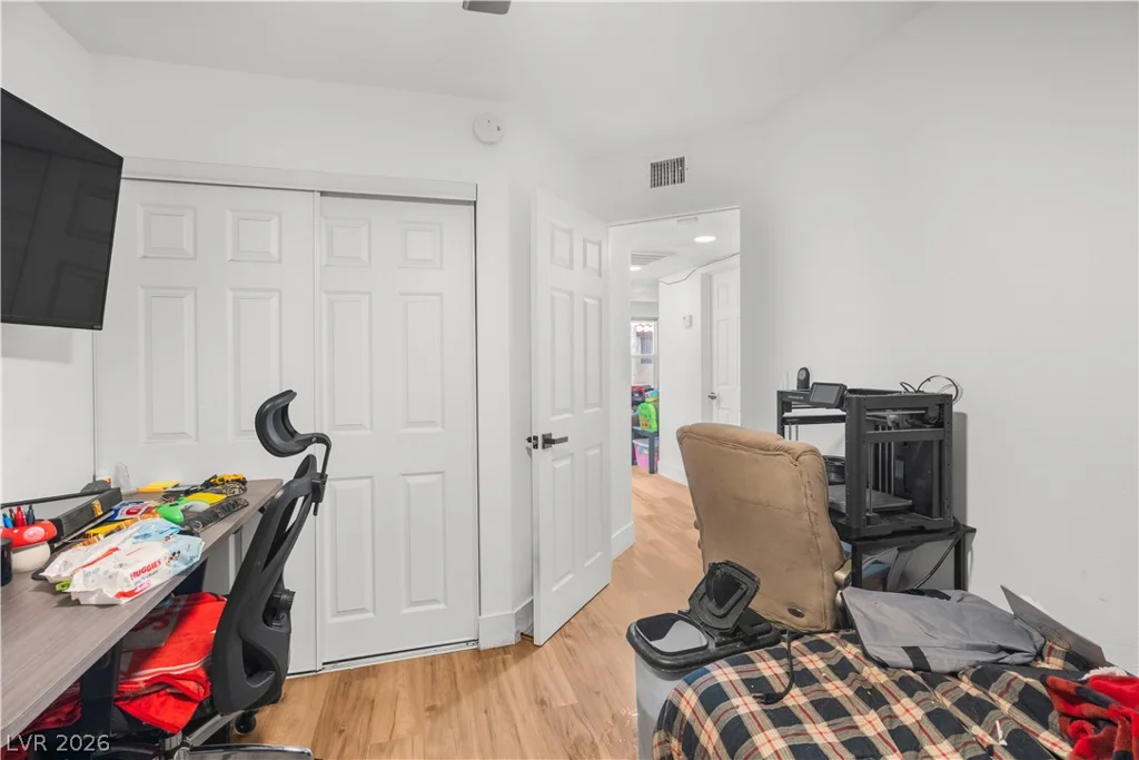 2201 Sun, North Las Vegas, NV 89030