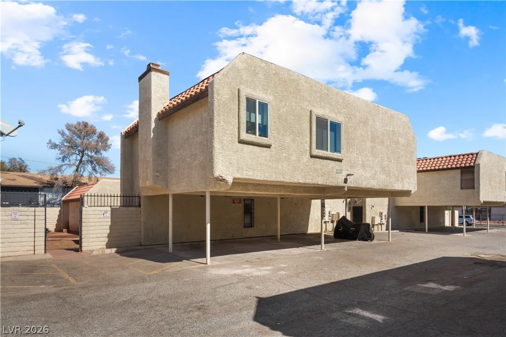 2201 Sun, North Las Vegas, NV 89030