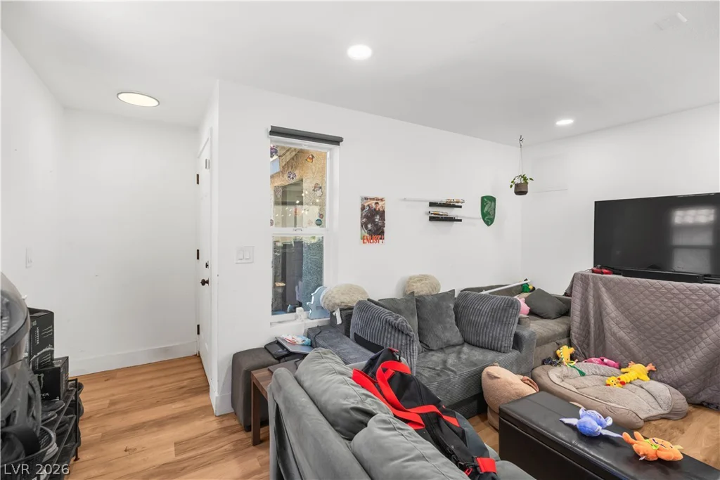 2201 Sun, North Las Vegas, NV 89030
