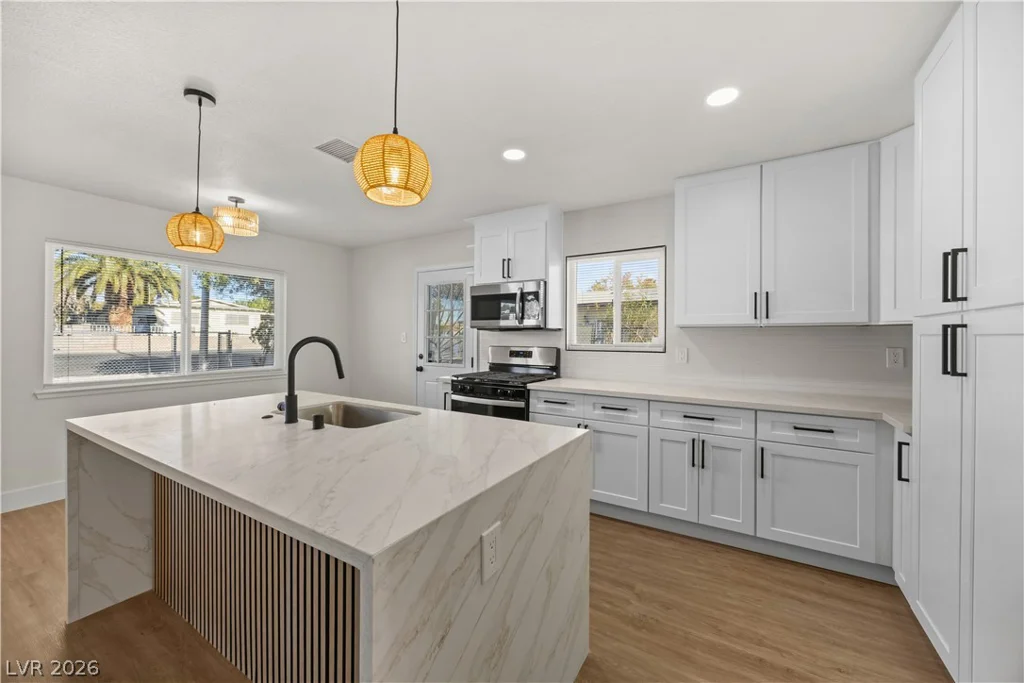 2608 Englestad, North Las Vegas, NV 89030