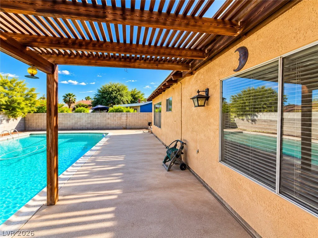 4124 Autumn, Las Vegas, NV 89120