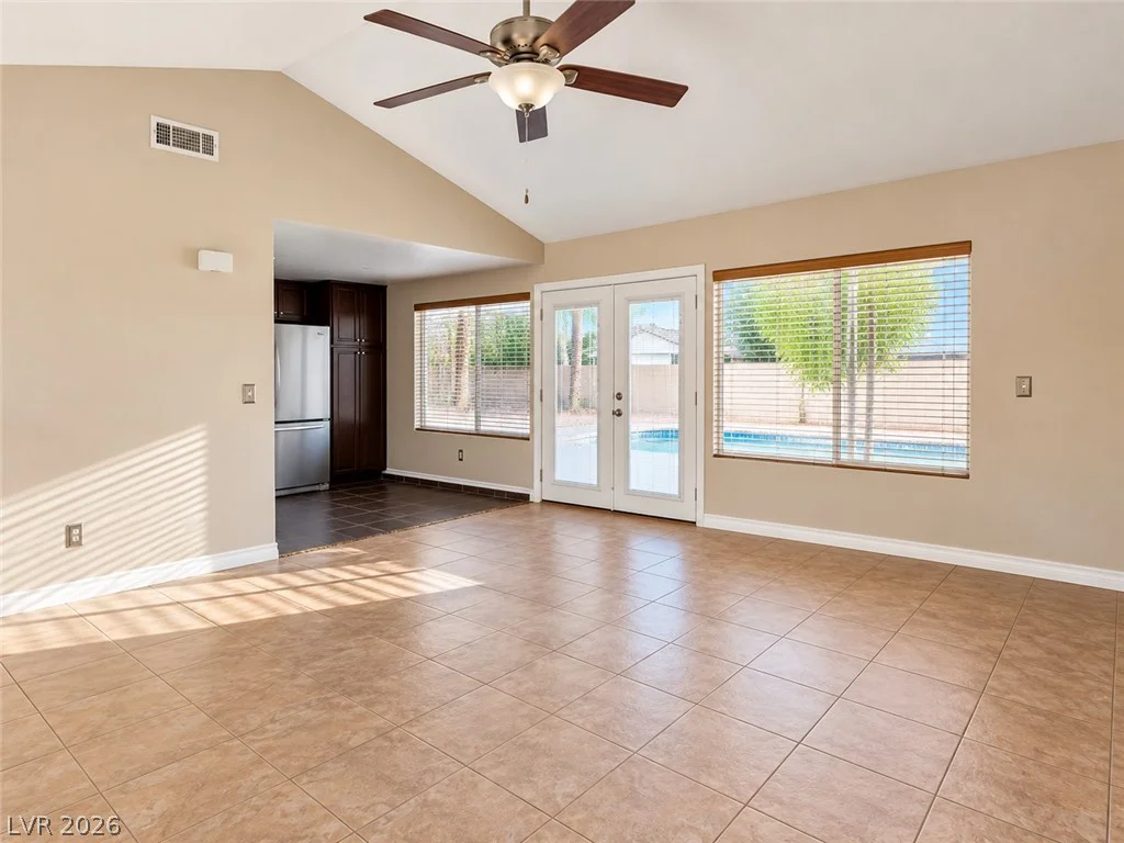 4124 Autumn, Las Vegas, NV 89120