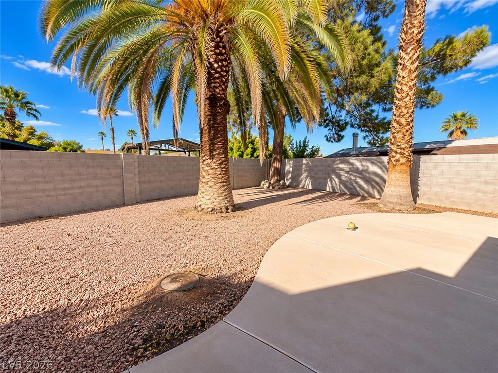 4124 Autumn, Las Vegas, NV 89120