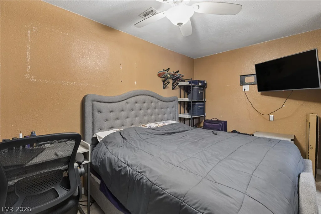 1305 Mojave, Las Vegas, NV 89101
