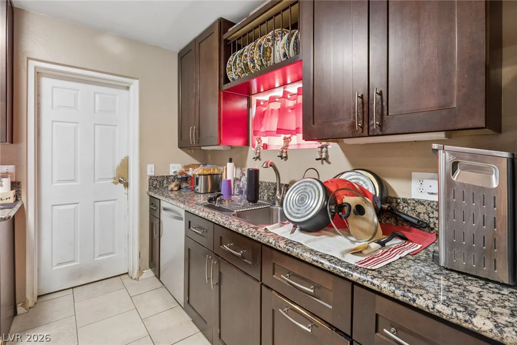 1305 Mojave, Las Vegas, NV 89101