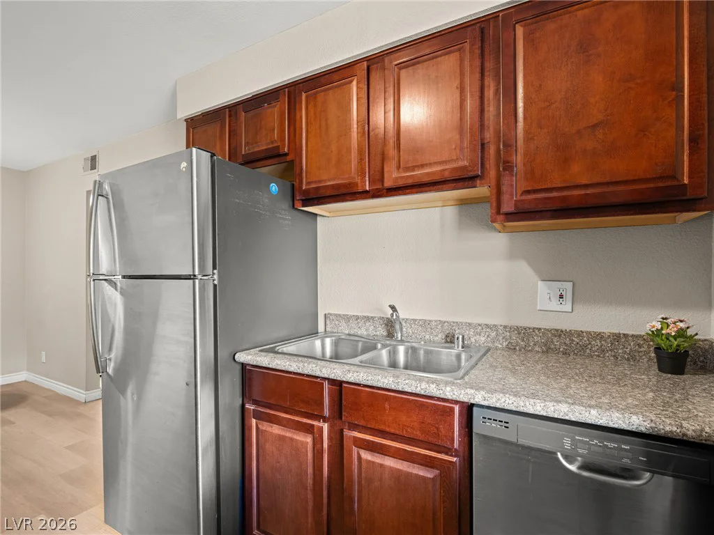 4450 Sandy River, Las Vegas, NV 89103