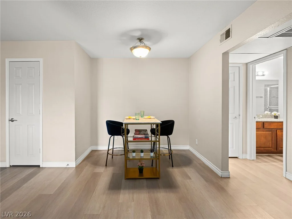4450 Sandy River, Las Vegas, NV 89103