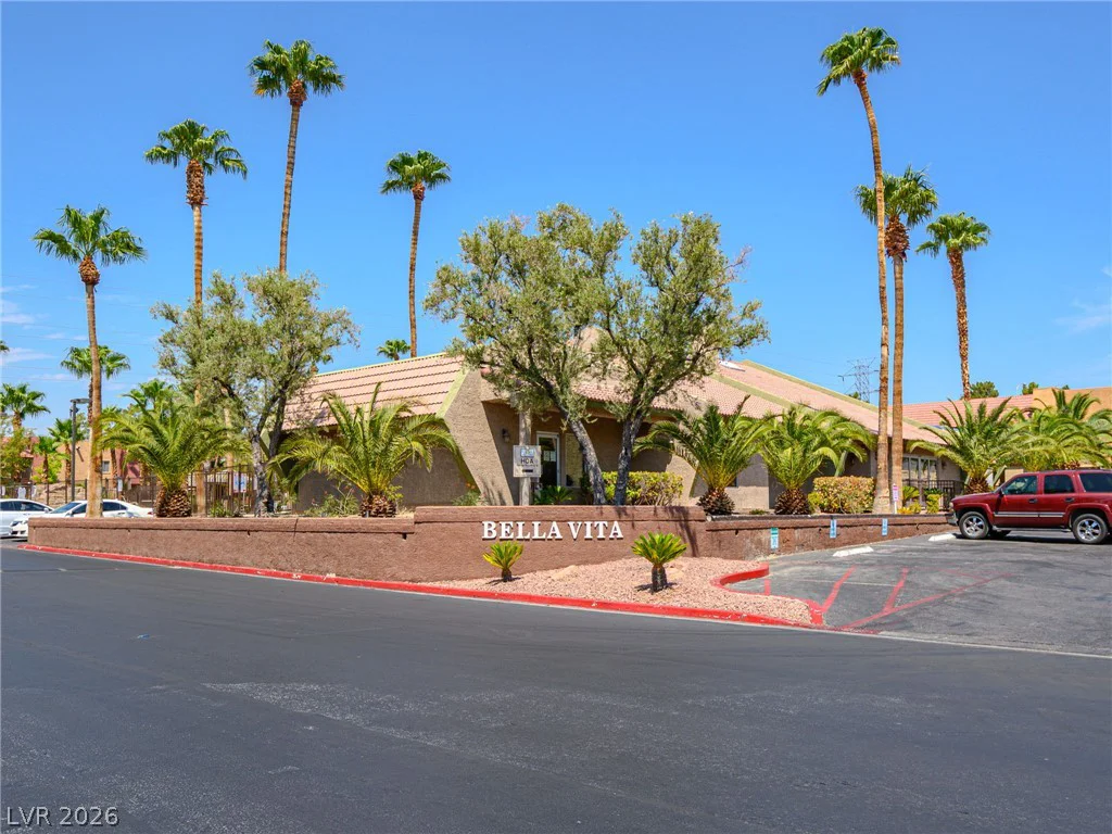4450 Sandy River, Las Vegas, NV 89103