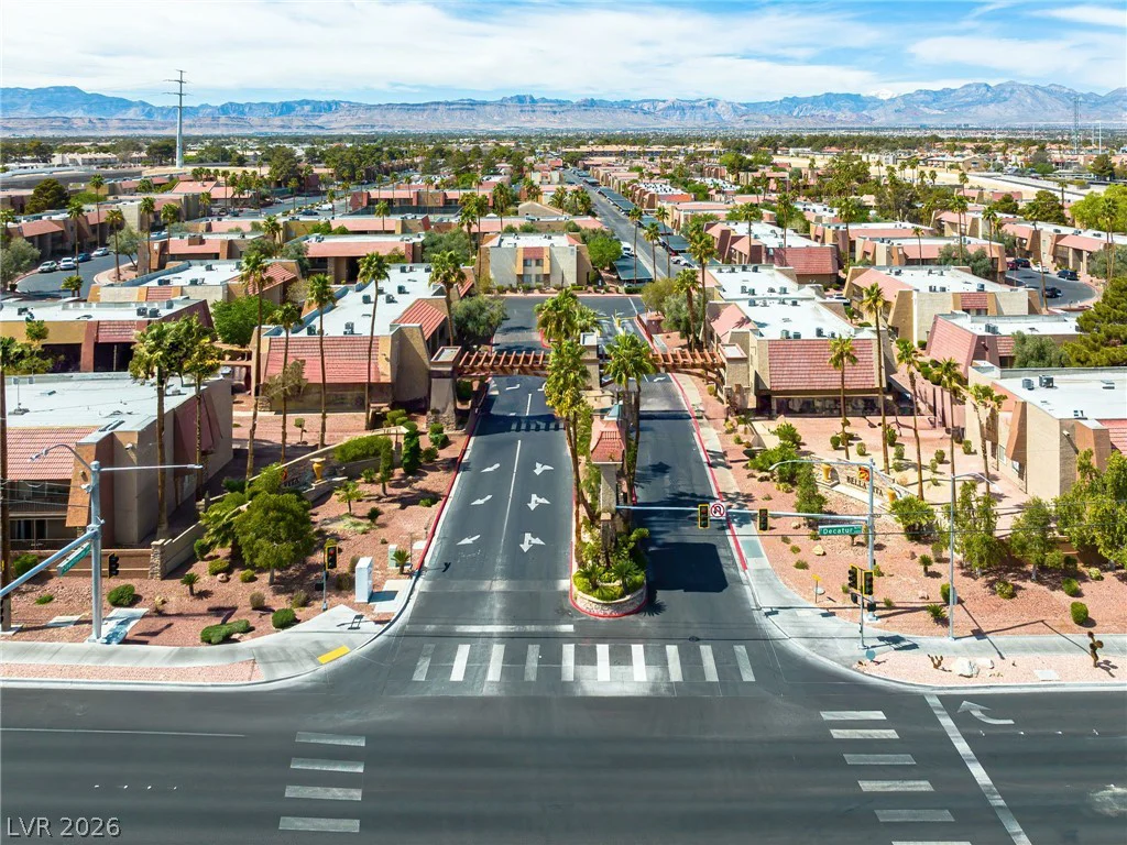 4450 Sandy River, Las Vegas, NV 89103