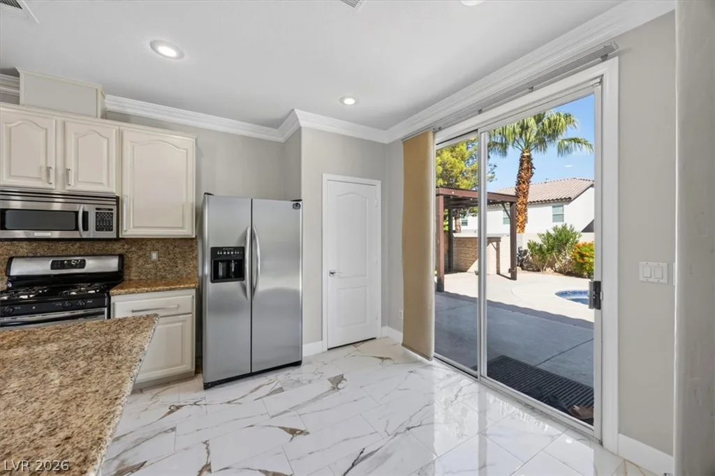 262 Fox Lake, Las Vegas, NV 89148