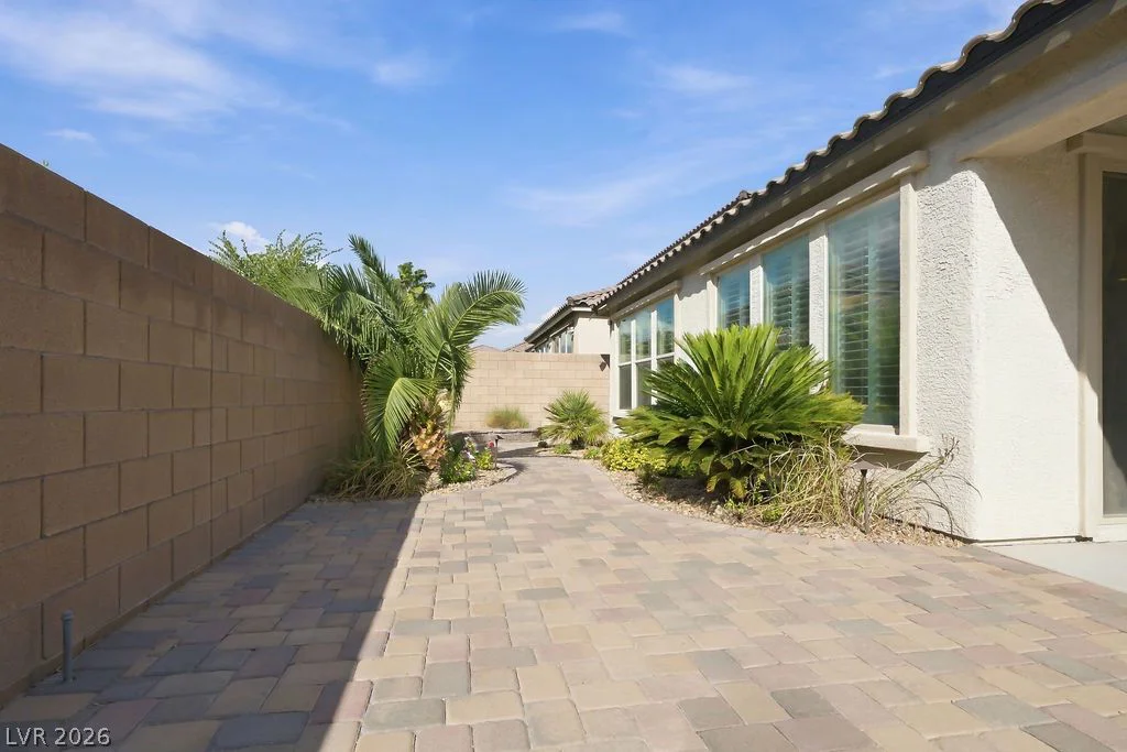 9945 Bristlecone Skye, Las Vegas, NV 89166