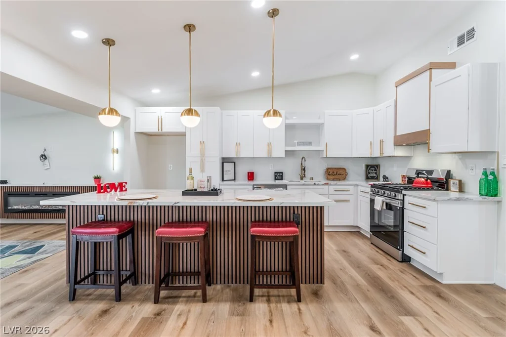 4214 Wyoming, Las Vegas, NV 89104