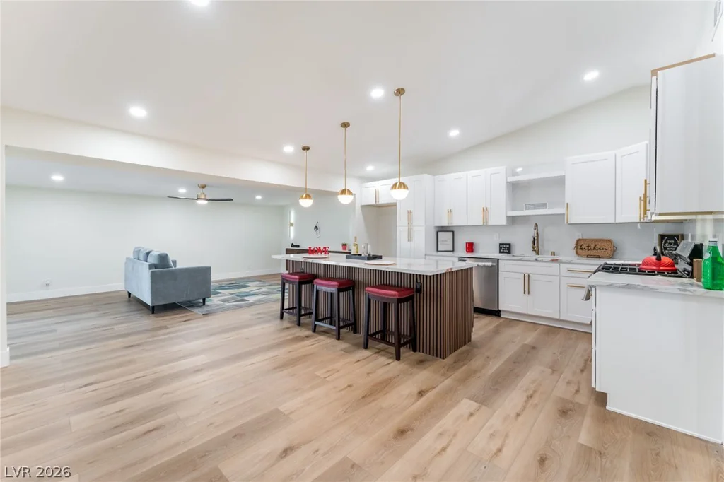 4214 Wyoming, Las Vegas, NV 89104