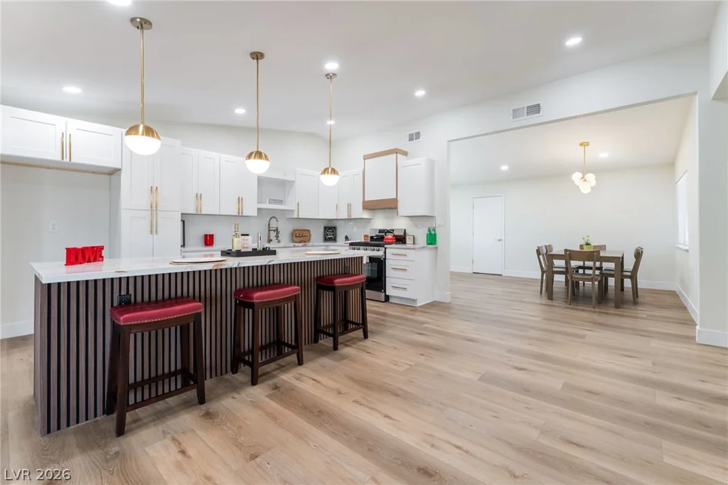 4214 Wyoming, Las Vegas, NV 89104