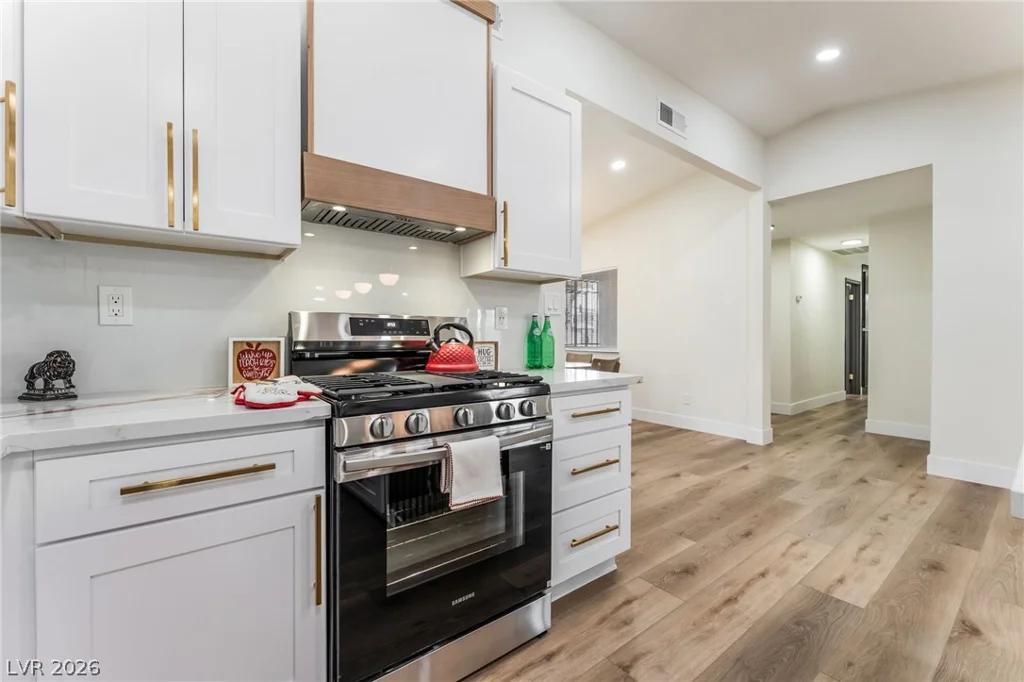 4214 Wyoming, Las Vegas, NV 89104