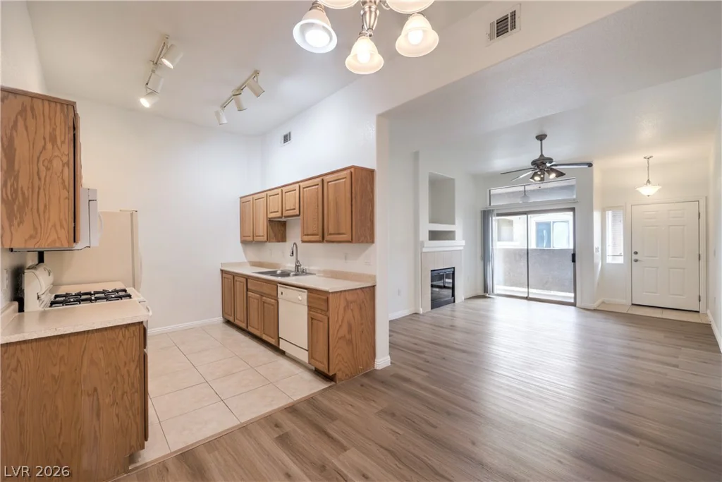 8805 Jeffreys, Las Vegas, NV 89123
