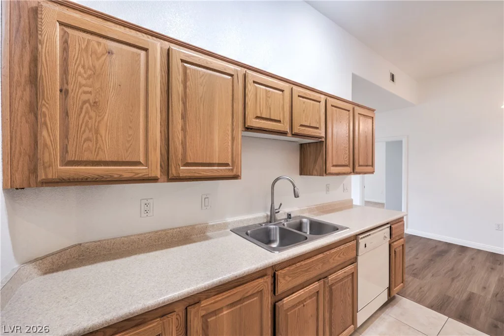8805 Jeffreys, Las Vegas, NV 89123