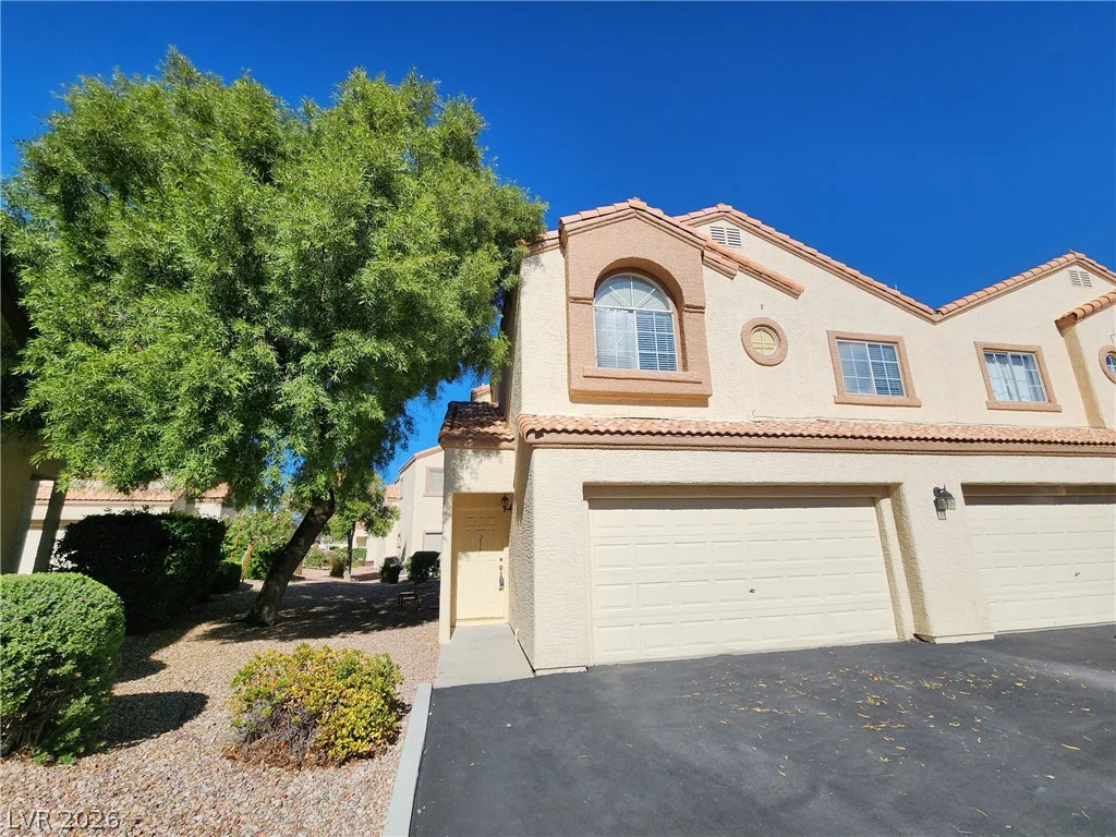 8301 Boseck, Las Vegas, NV 89145