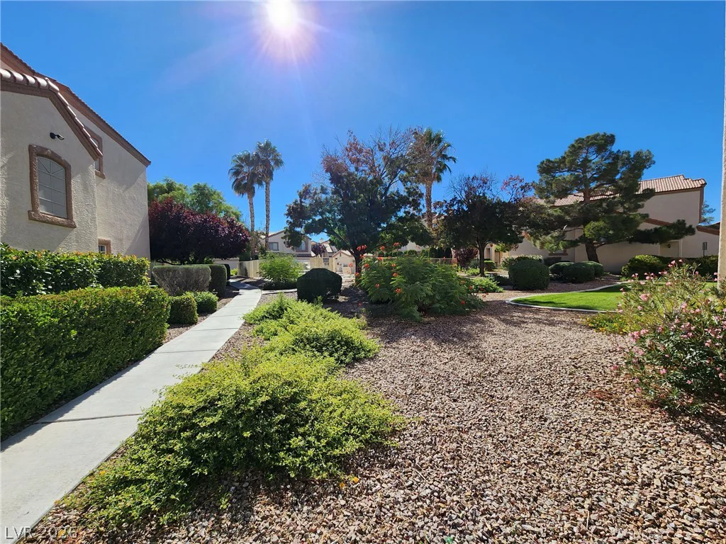 8301 Boseck, Las Vegas, NV 89145