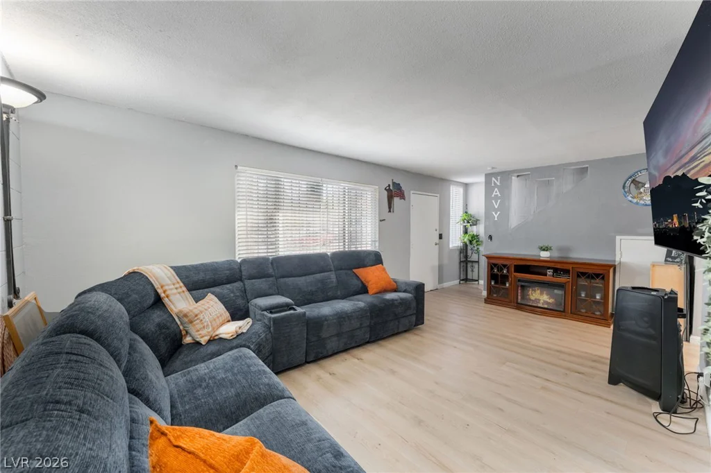 2515 Donna, North Las Vegas, NV 89030