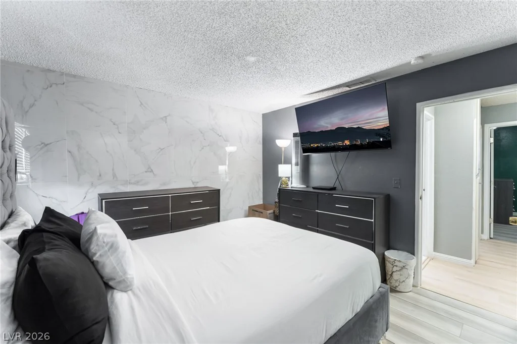 2515 Donna, North Las Vegas, NV 89030