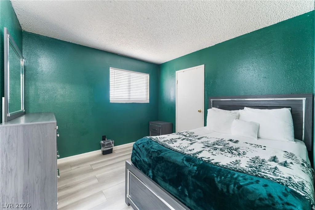 2515 Donna, North Las Vegas, NV 89030