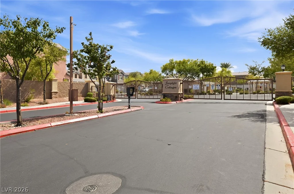 7608 Belhurst, Las Vegas, NV 89113