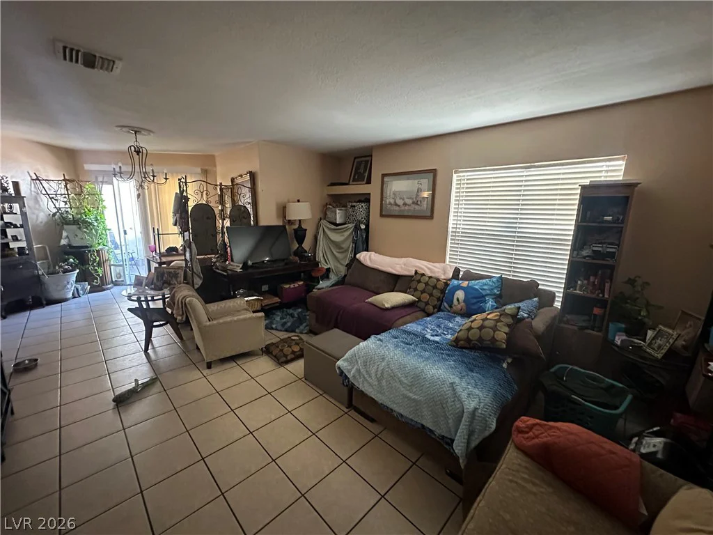 6800 Lake Mead, Las Vegas, NV 89156