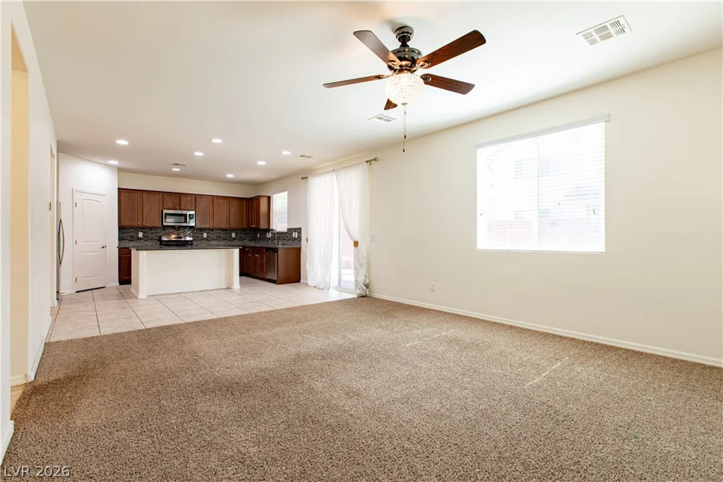 7915 Dell Ridge, Las Vegas, NV 89179