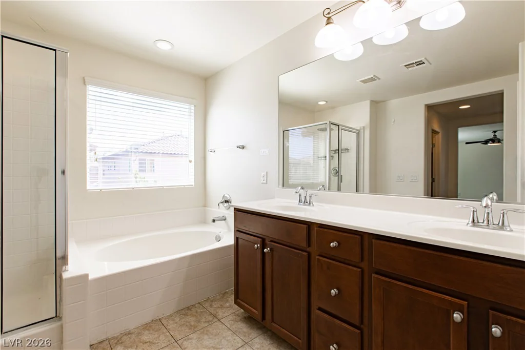 7915 Dell Ridge, Las Vegas, NV 89179