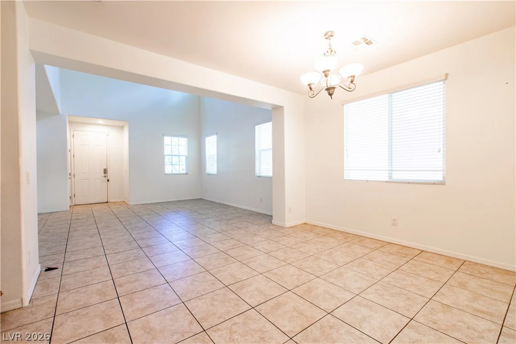 7915 Dell Ridge, Las Vegas, NV 89179