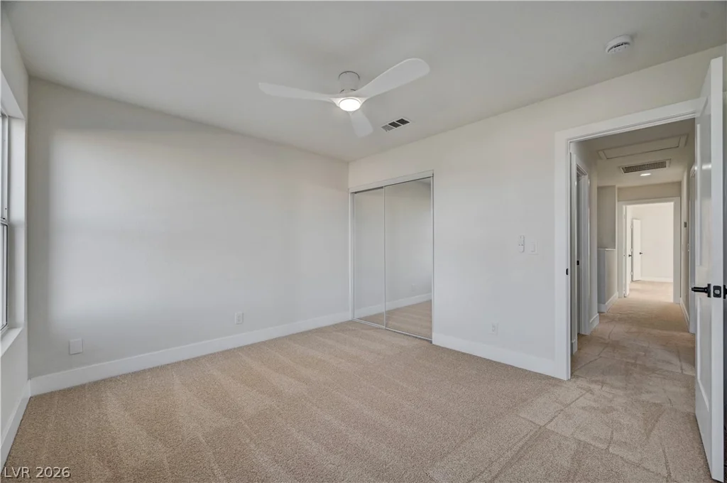 1600 Royal Canyon, Las Vegas, NV 89128