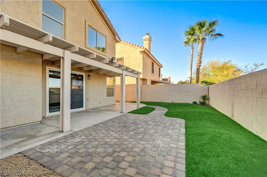 1600 Royal Canyon, Las Vegas, NV 89128