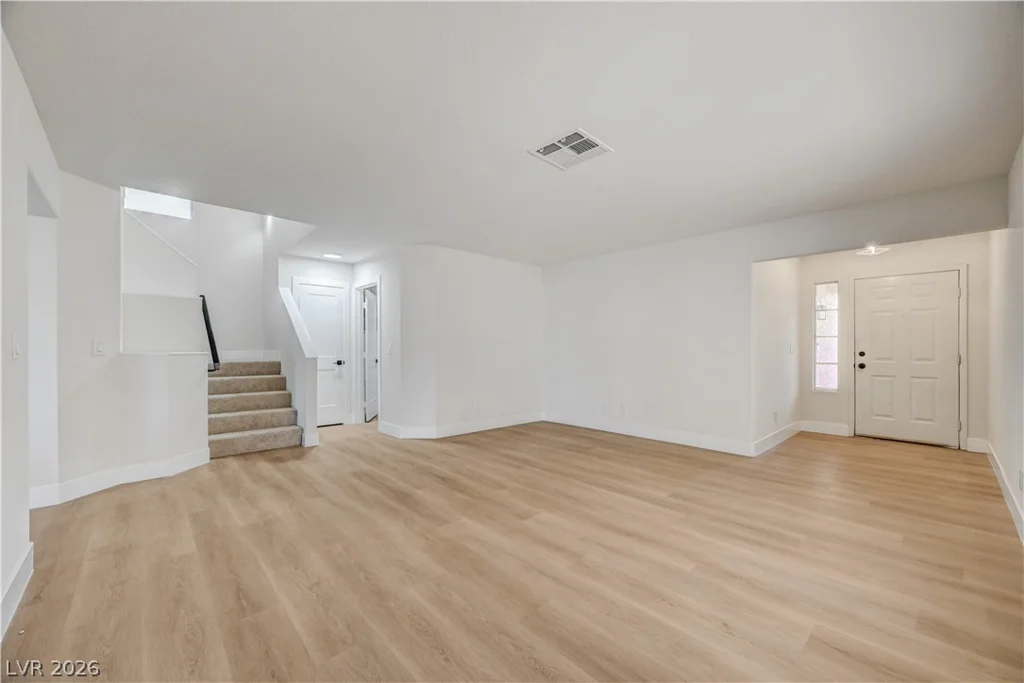 1600 Royal Canyon, Las Vegas, NV 89128