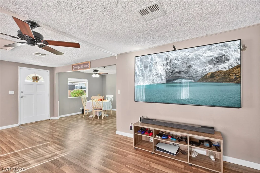 111 Sir Arthur, Las Vegas, NV 89110