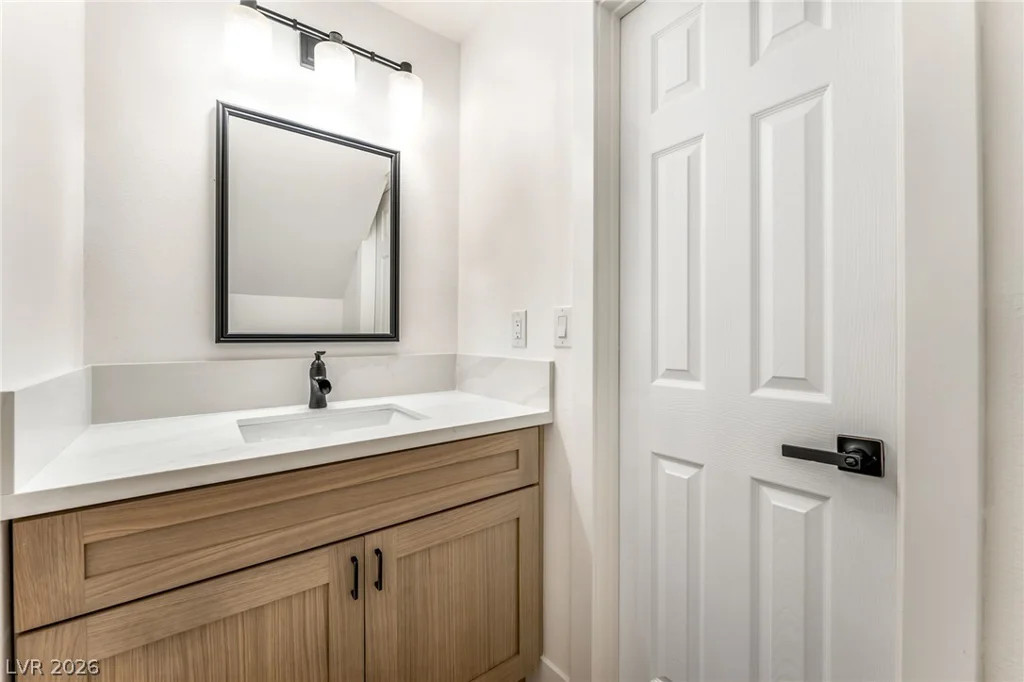 816 Antigua, Las Vegas, NV 89145
