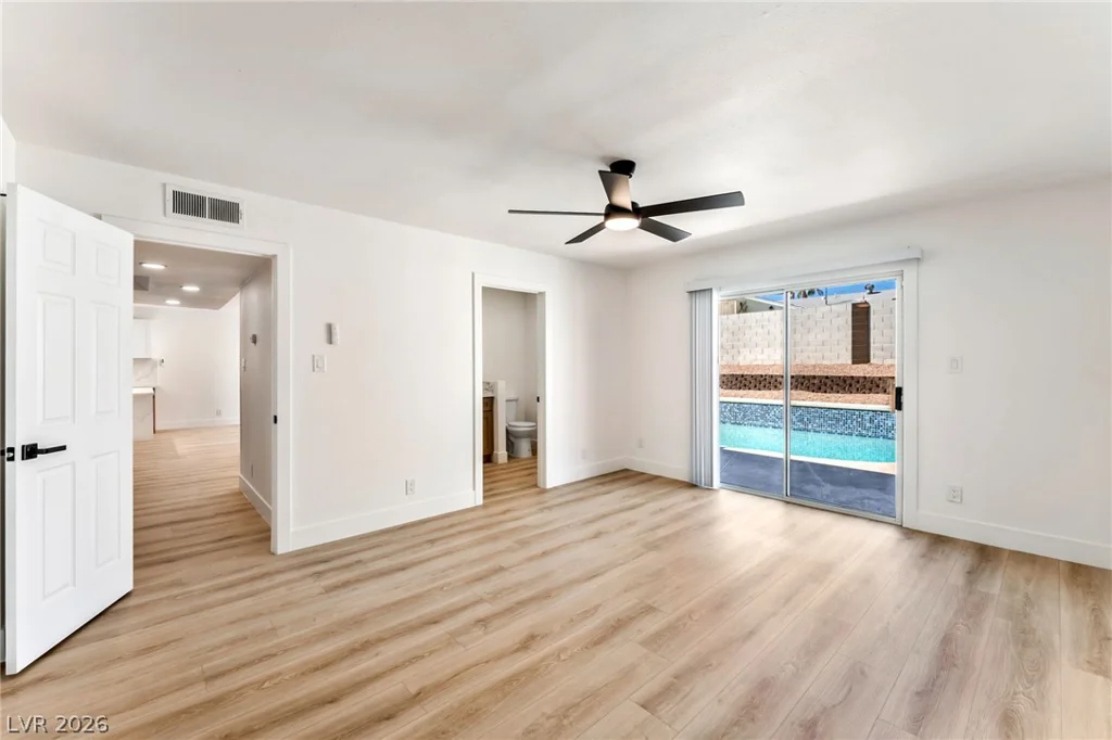 816 Antigua, Las Vegas, NV 89145
