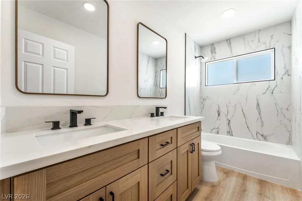 816 Antigua, Las Vegas, NV 89145