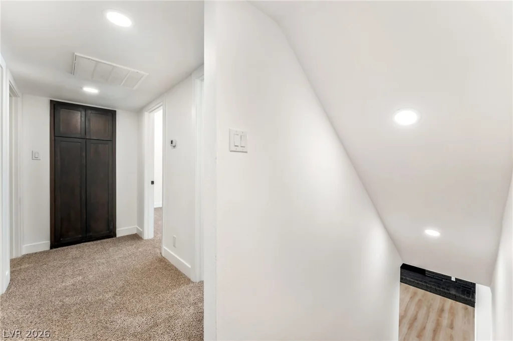 816 Antigua, Las Vegas, NV 89145