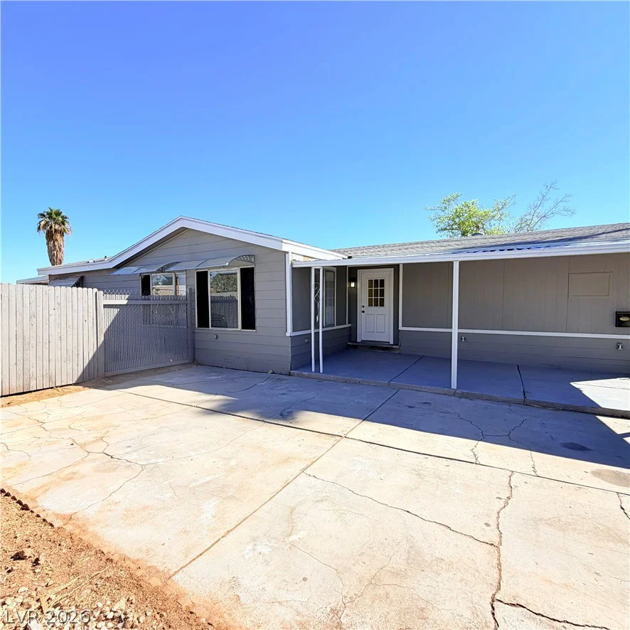 4670 Hildago, Las Vegas, NV 89121