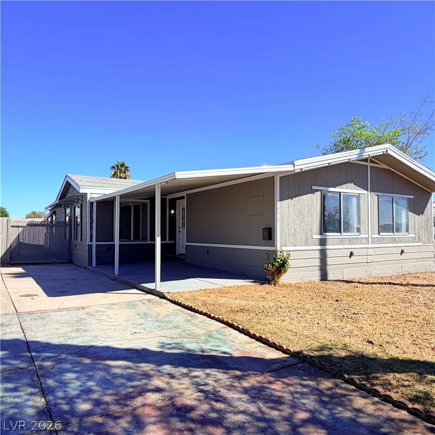4670 Hildago, Las Vegas, NV 89121