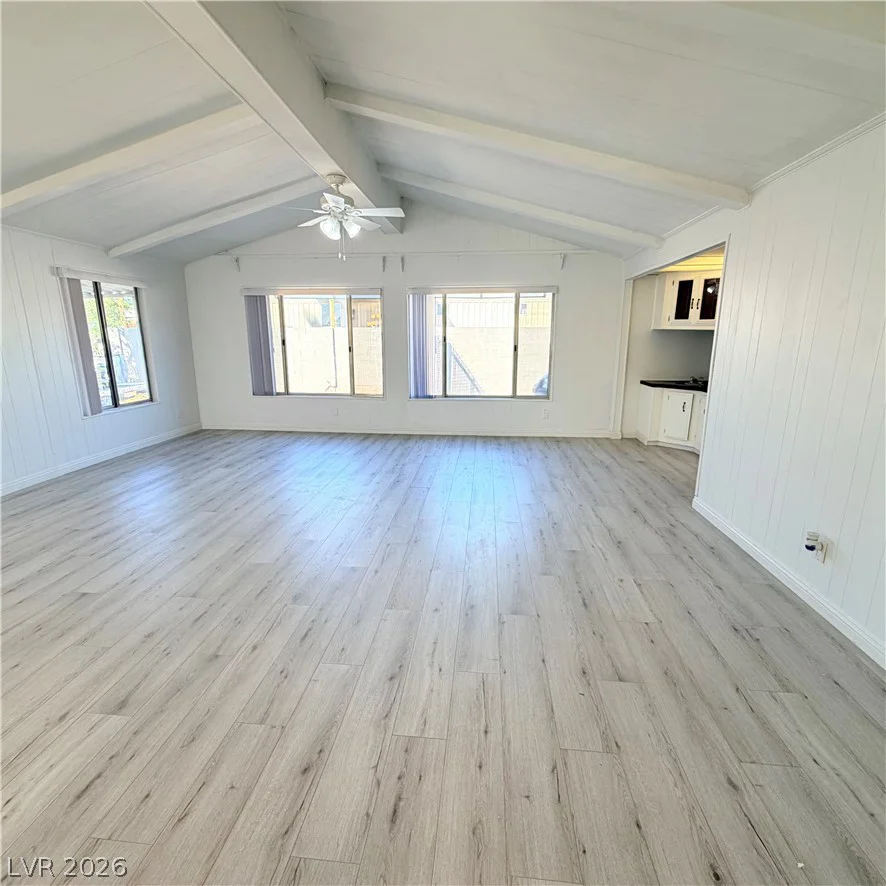 4670 Hildago, Las Vegas, NV 89121