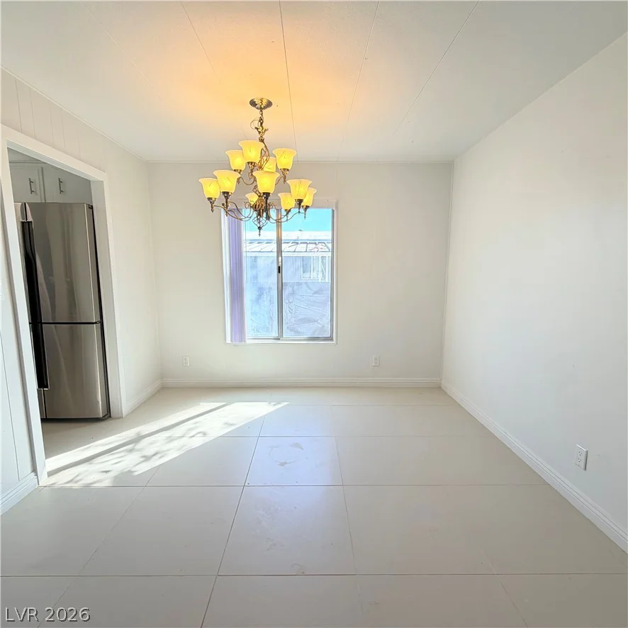 4670 Hildago, Las Vegas, NV 89121